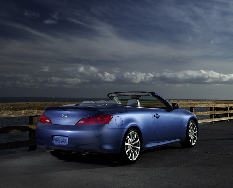 2009 - now Infiniti G37 Convertible Picture